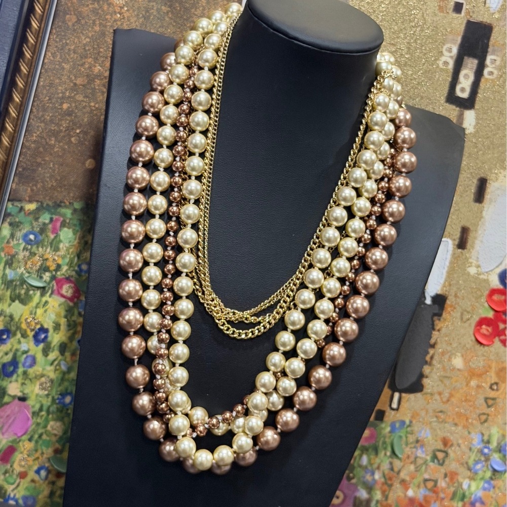 346 Brooks Brothers Glass Pearl Statement Necklace Women Gold Cream Multi Strand